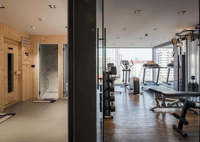 Voque & Serviced Sukhumvit 51 4* Bangkok