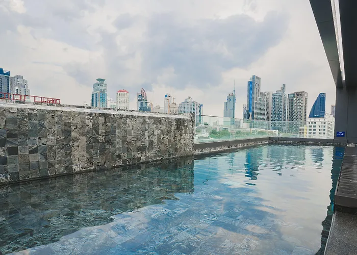 Voque & Serviced Sukhumvit 51