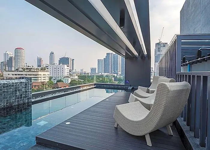 Voque & Serviced Sukhumvit 51 4*